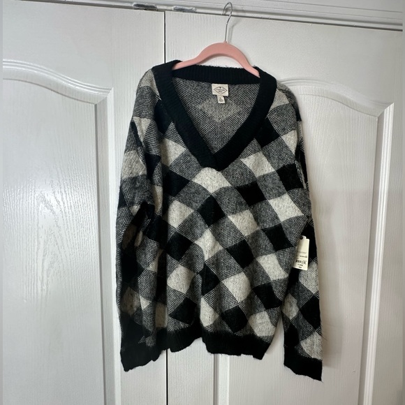 NWT St. John’s Bay Women's Black & White Checkered Sweater Pattern Size X-Large - Picture 1 of 7